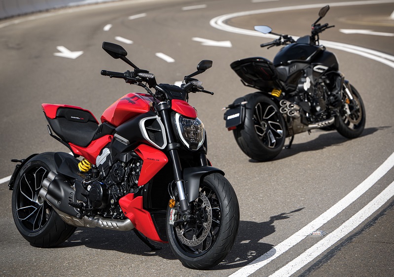 MY23 Ducati Diavel V4 029 UC480855 High