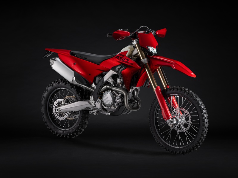 MY27 DESMO450EDS STUDIO 6